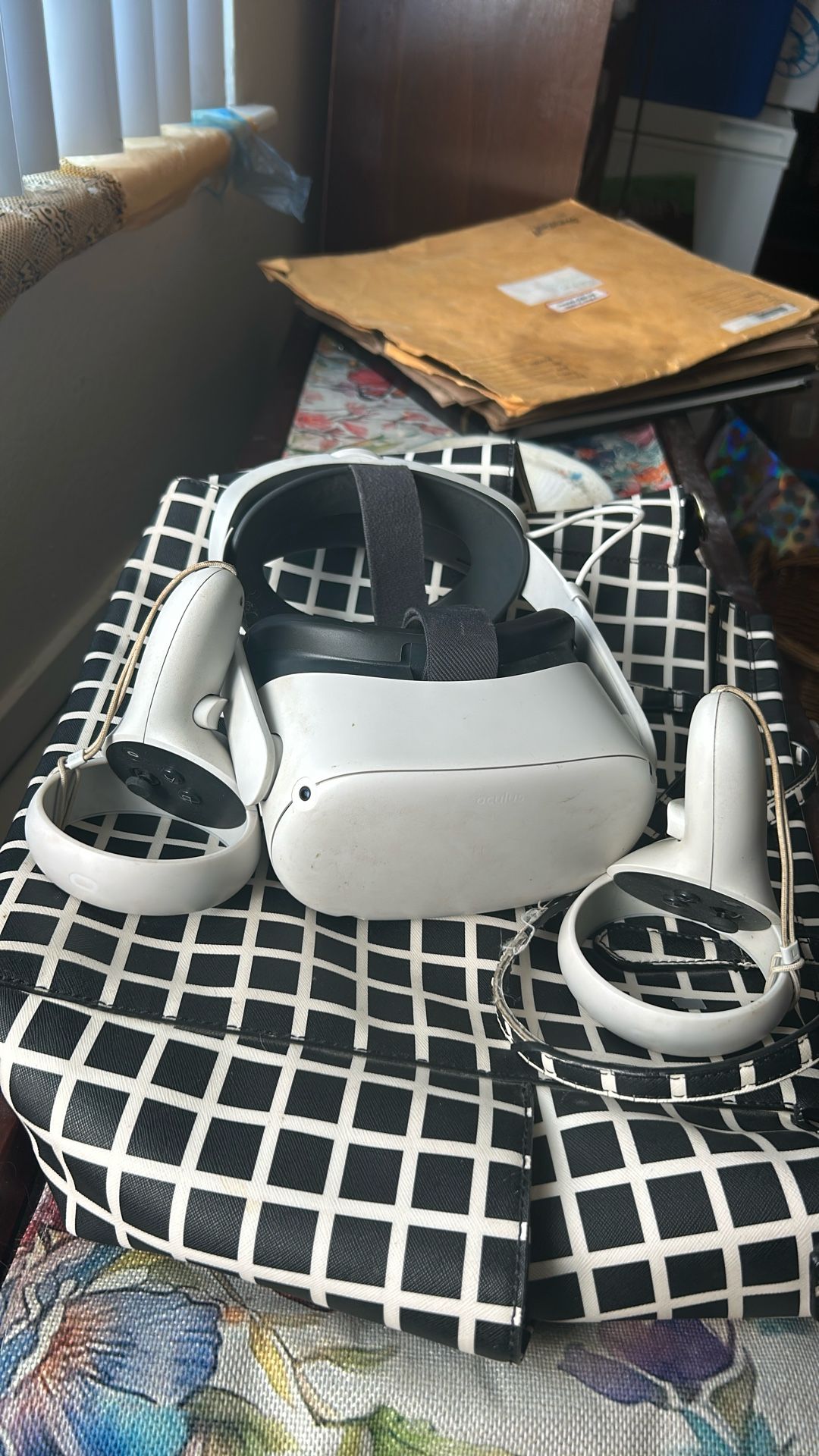Quest 2 With Battery Pack