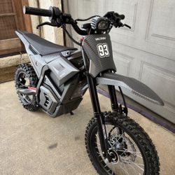 Brand New Electric Dirt Bike | Dirtbike | 37 Mph | Kids / Small Adults 