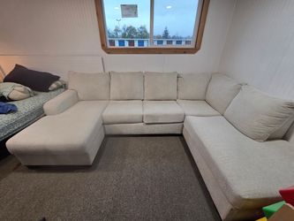 Cambri 2 Piece Sectional With Chaise - Snow