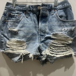 Levi’s button fly 501 cutoffs