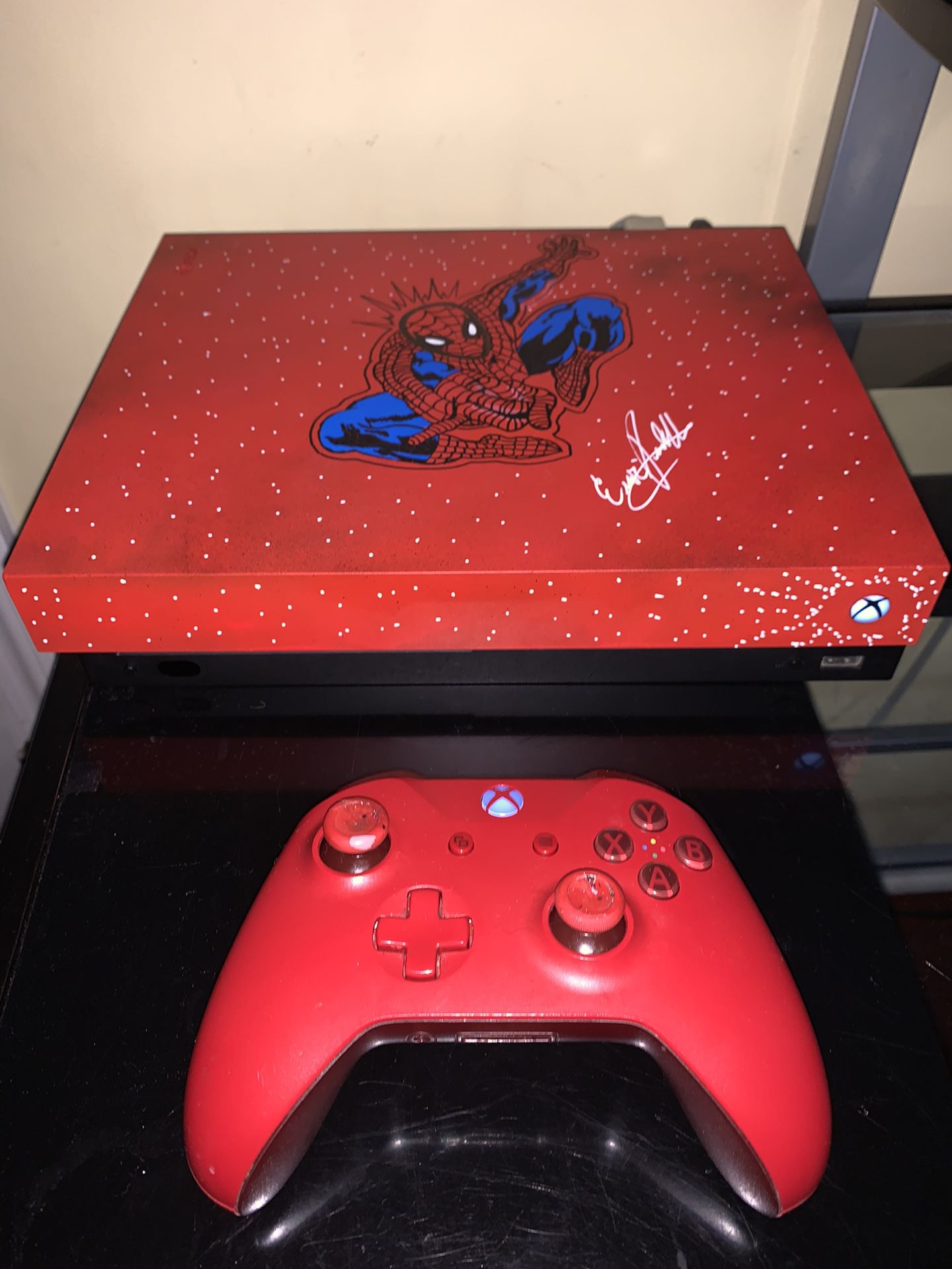 Xbox one x Custom Spider Man