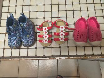 Girls shoes size 4c