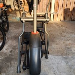Schwinn Journey 4.5 Elliptical
