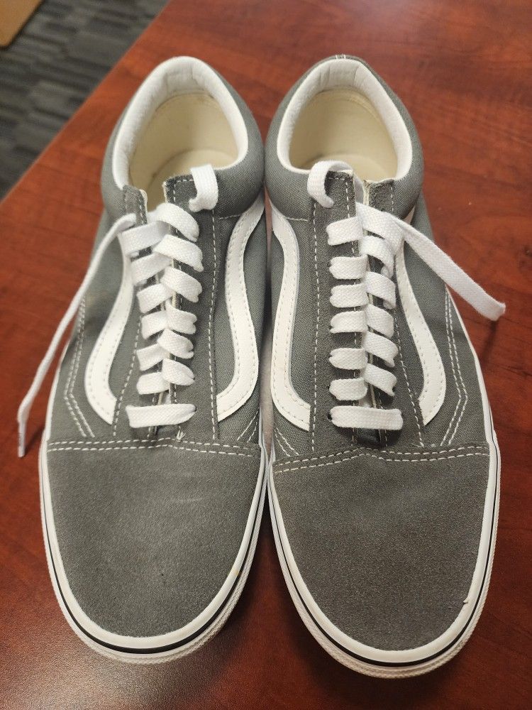 Vans Shoes - Woman's Size 9.5