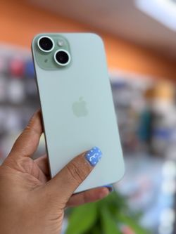 Apple iPhone 15 128gb Green like new unlocked