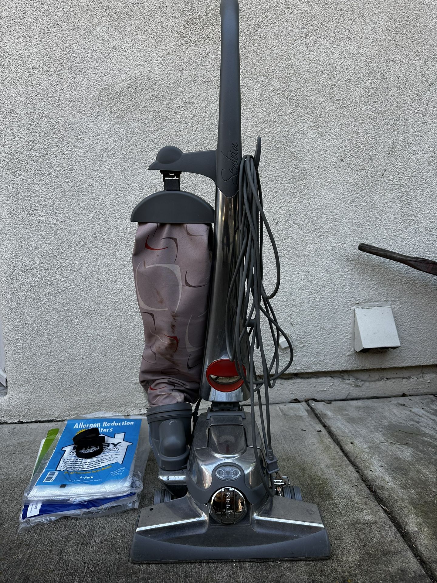 Kirby Sentria Vacuum, 6 Bags, 3 Belts, Vacuum Not Working, For Parts 