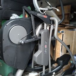 Lifecore Eliptical Machine