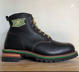 New John Deere  Black Leather Work Boots with Yellow Laces sz 10.5