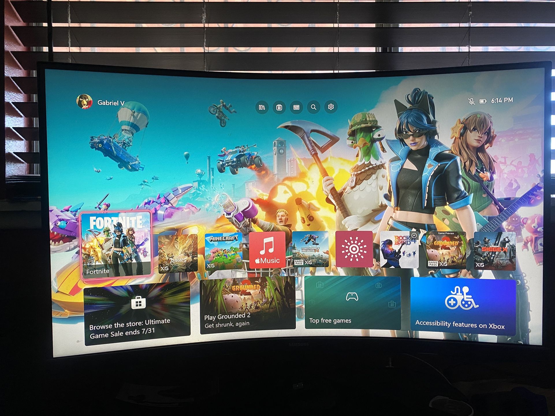 Samsung odyssey 32” WQHD Gaming Monitor
