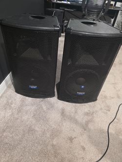 SA1521 Mackie Dj Speakers 15'