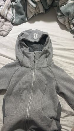 Lulu lemon extra  small  scuba jacket