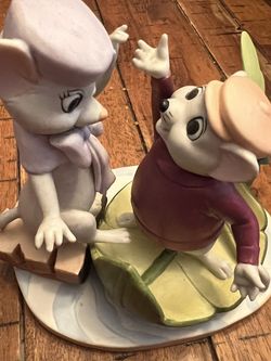 Rescuers Disney Magic Moments 