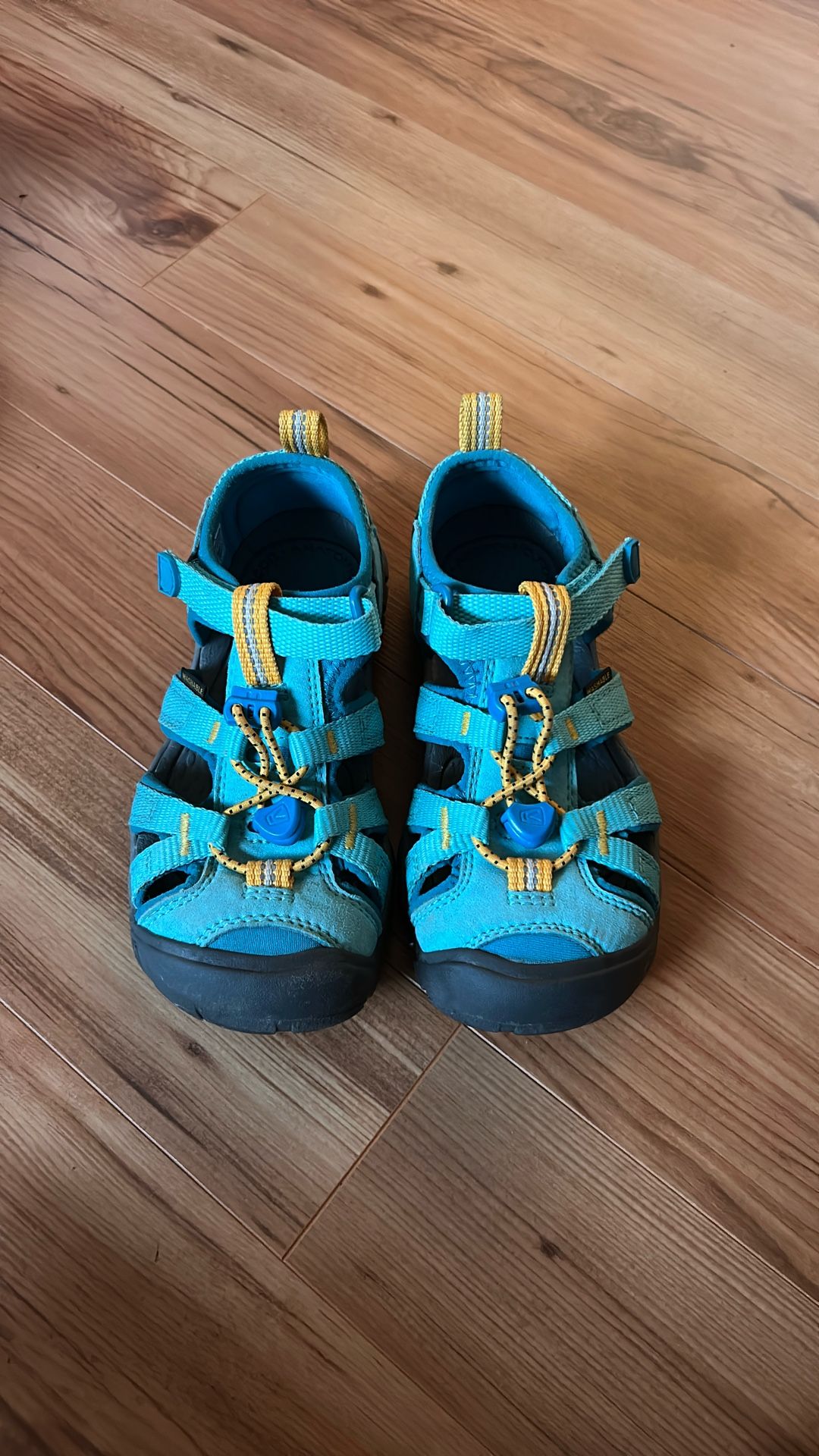 Keen Seacamp II CNX kids Size 12