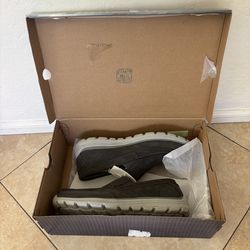 *NEW*Skechers Sport men’s Sz 9.5 slip ons