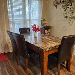  Marable Top Dining Table With 4 Chairs