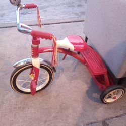Radio flyer on sale tricycle 12 inch