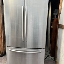 Stainless Still French Door Refrigerator DELIVERY AVAILABLE 🚚