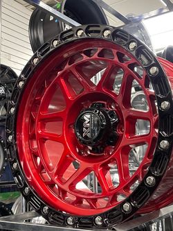 17" 6-LUG OFF-ROAD RIMS 6X139.7 ​Vehicle Fitment: Built for trucks and SUVs running a 6x139.7 bolt pattern, including Toyota Tacoma, 4Runner, Chevy Si