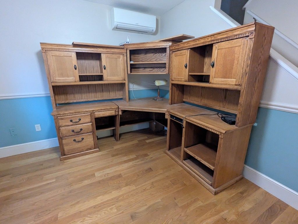 L Shaped Desk