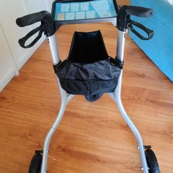 Health Bizarre Tri-wheel Rollator