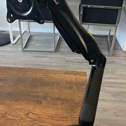 Huano Single Monitor Mount, 13 to 32 Inch Monitor Arm