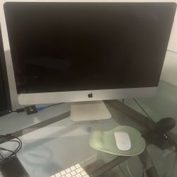 Mac Computer . 