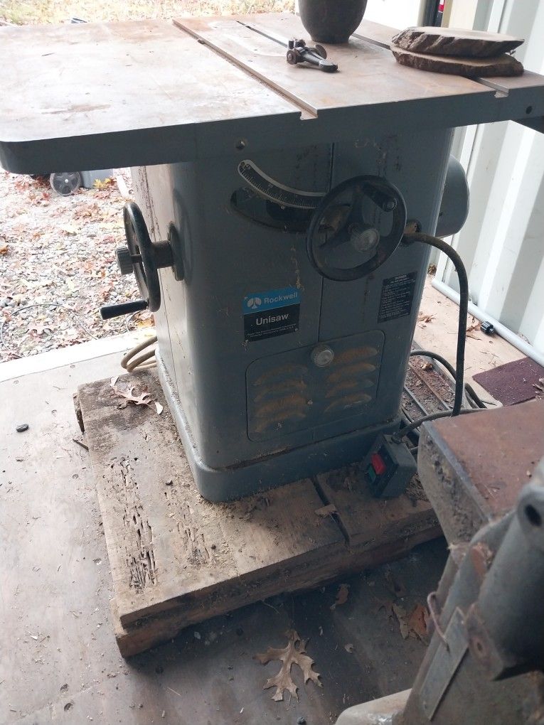Rockwell Table Saw