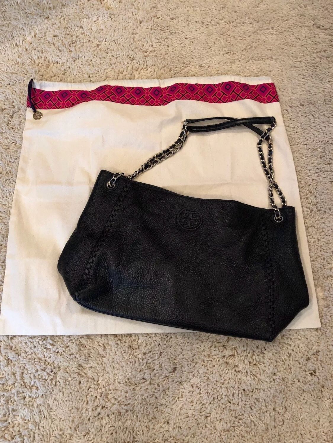 Tory Burch leather purse BARELY USED