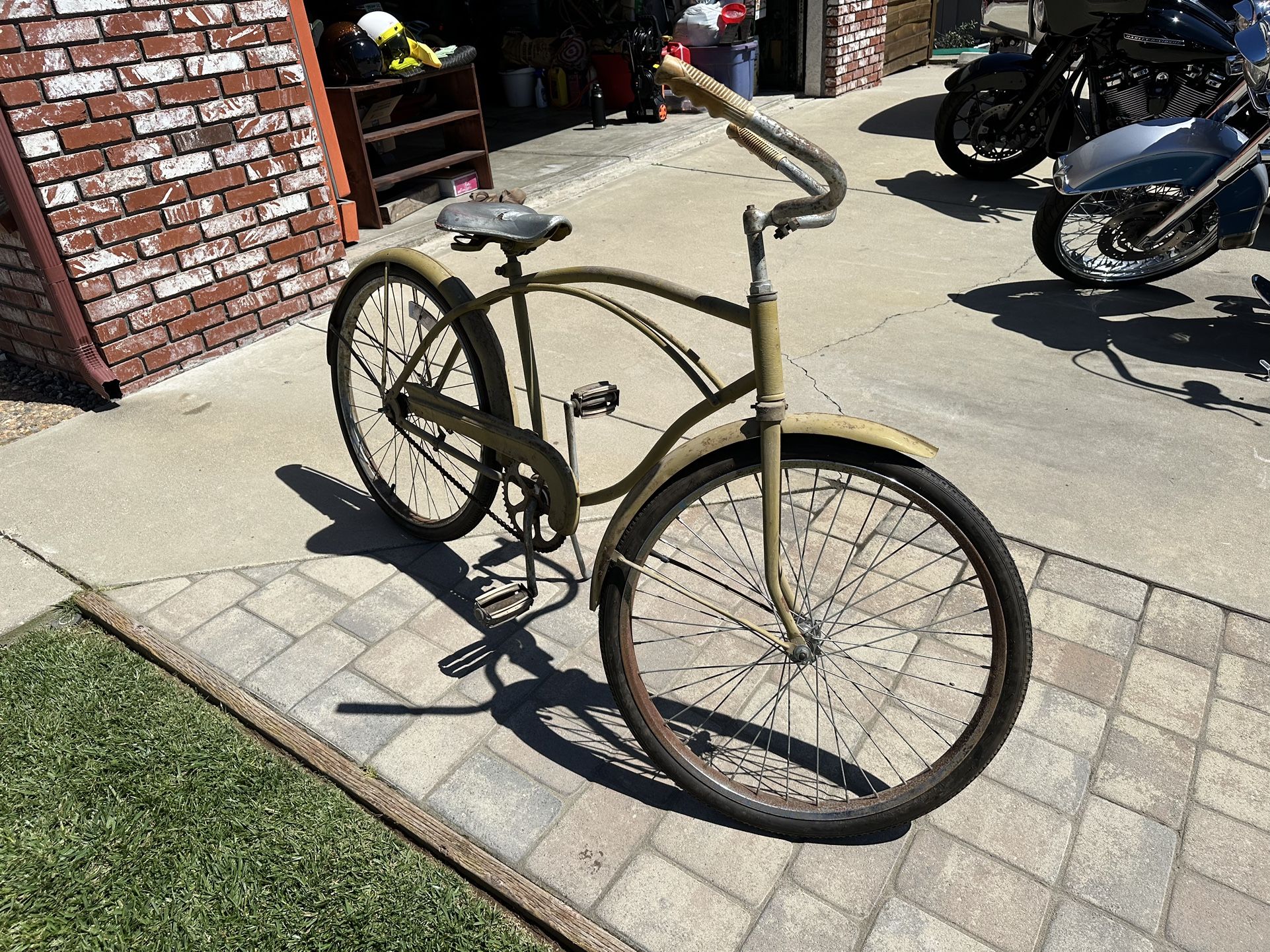 Beach Cruiser Bike