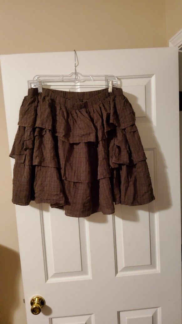 Perfectly Priscilla Brown Mini Skort Size 2XL