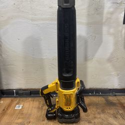 DEWALT 20V MAX* XR Leaf Blower