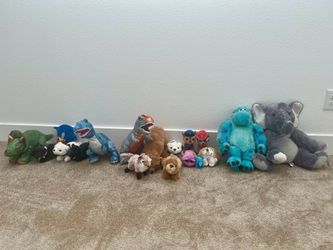 Stuffed animals (17 total)