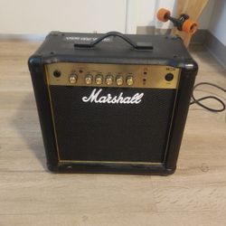 Marshal MG15 Practice Amp