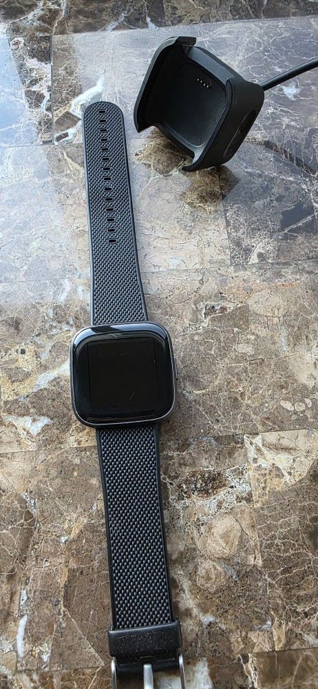 Fitbit VERSA WATCH