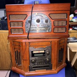 Victoria Tunewriter III & Crosley Vinyl Record Player  