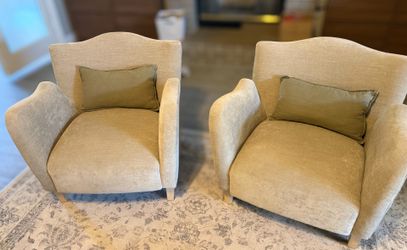 Accent chairs