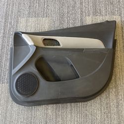 2011 - 2014 CHEVY CRUZE PASSENGER DOOR TRIM PANEL