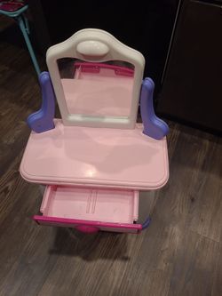 Kids mirror
