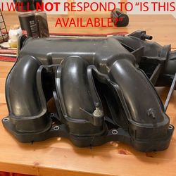 Genuine Toyota / Lexus Intake Air Surge Tank / Plenum Part# 17190-31081