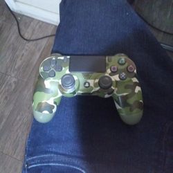 PS4 Controller 