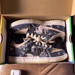 Travis Scott Nike SB dunk low