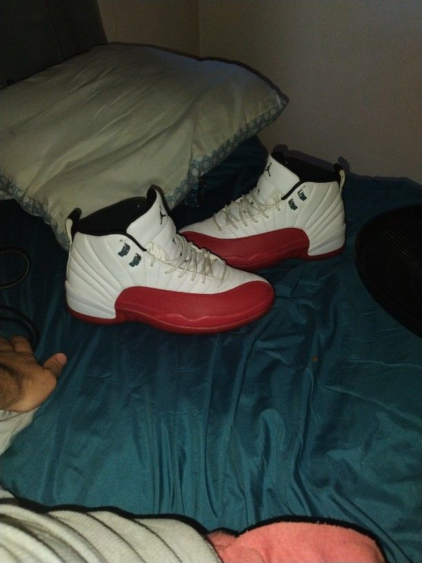 Jordan 12 Cherry Size 10