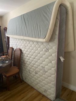 Hand Crafted, All Organic, Quilted Top, Innerspring King Mattress with 3” Natural Latex Foam Topper - MAKE OFFER