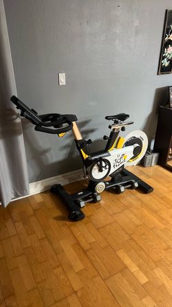 Vintage tour de france  workout bike