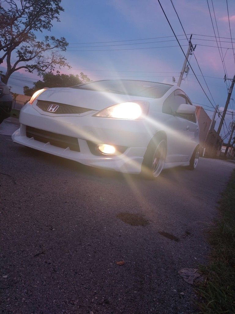 2009 Honda FIT