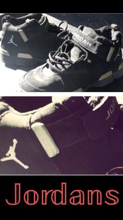 Jordans shoes w/ black laces ----- style # 307400 - size 3y sneakers - cash or trade 4..