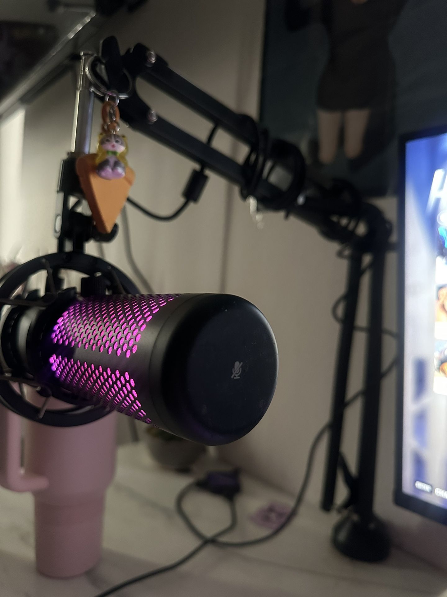 selling hyperquadcast s !!!