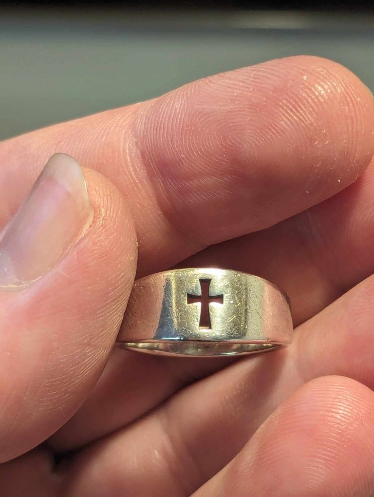 Retired James Avery Cross RING SIZE 8 STERLING SILVER 925