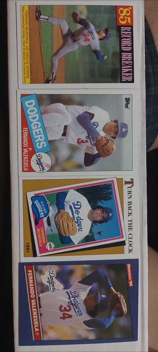 Baseball Cards Set