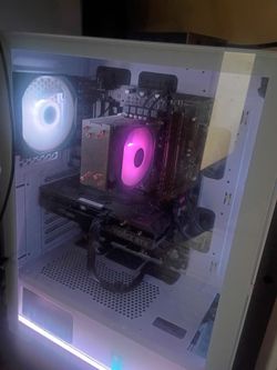 Custom Built Gaming PC with GeForce RTX